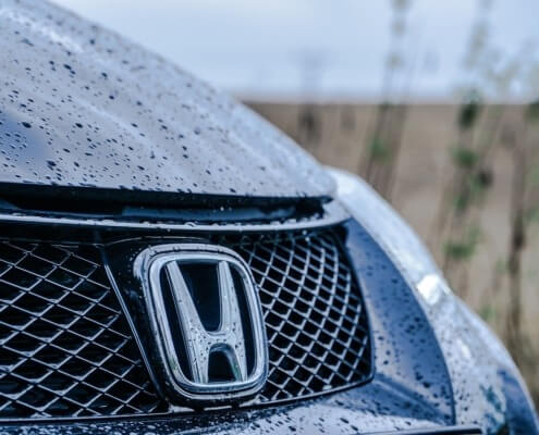 front of honda car - Honda Performance Chips Improve Gas Mileage